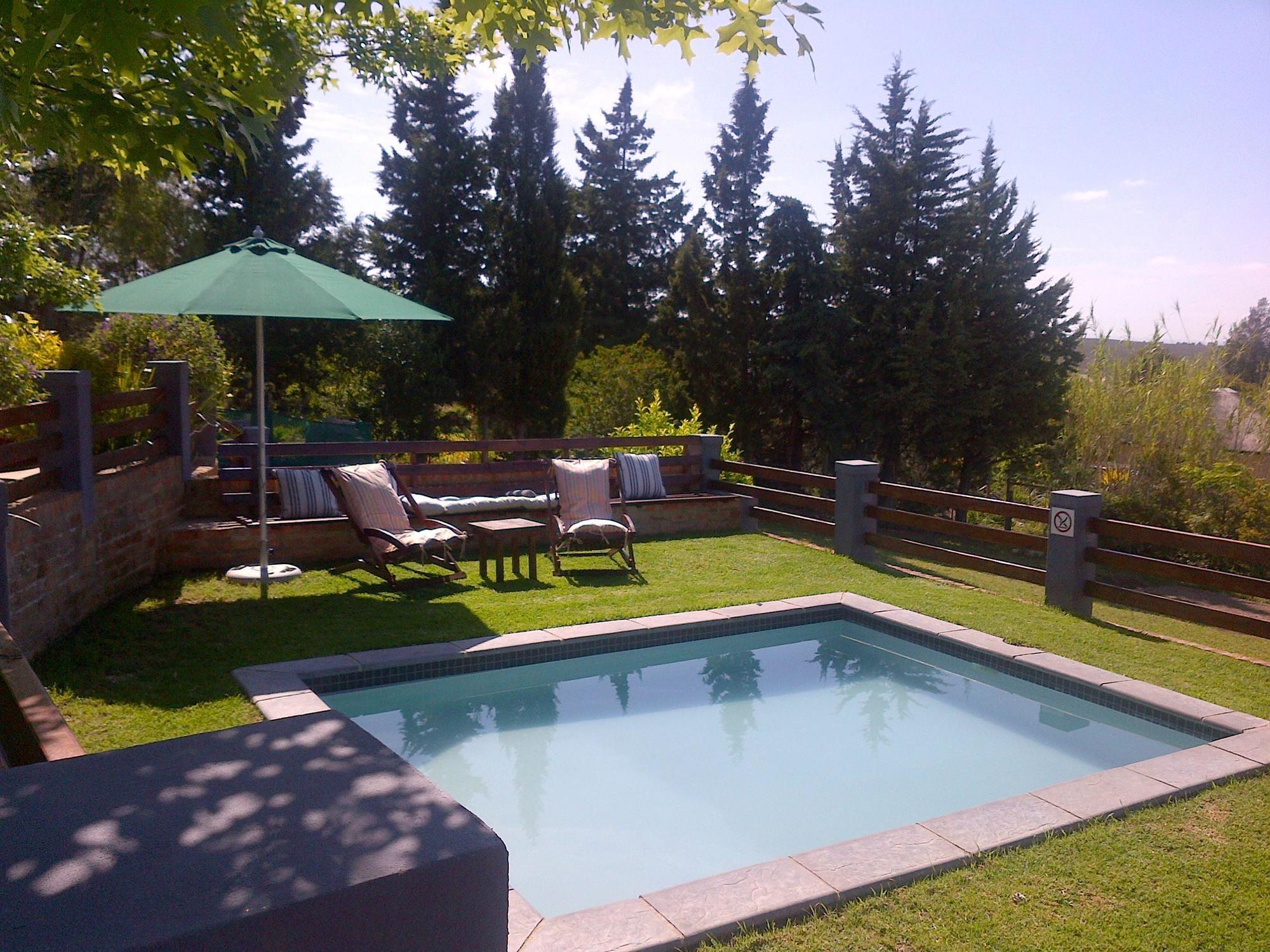 Lodge A Hilltop Country Retreat *