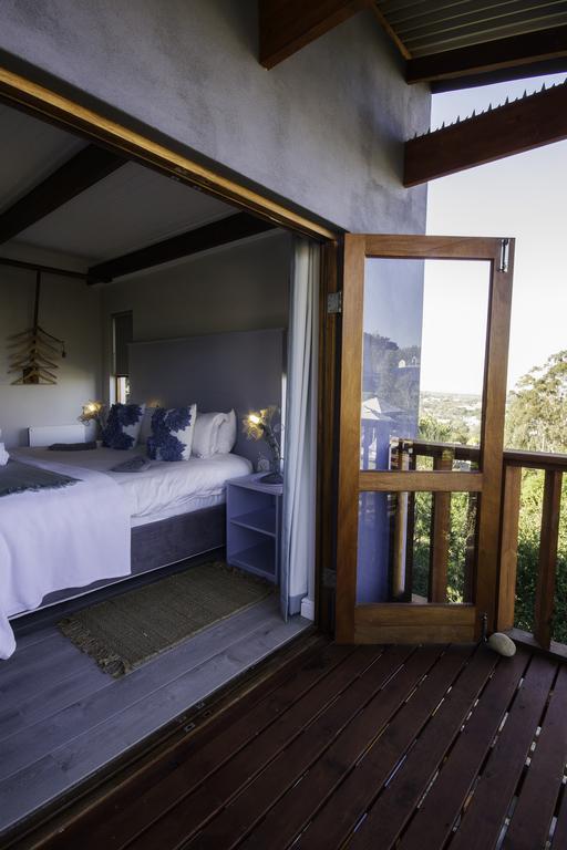 A Hilltop Country Retreat Lodge *