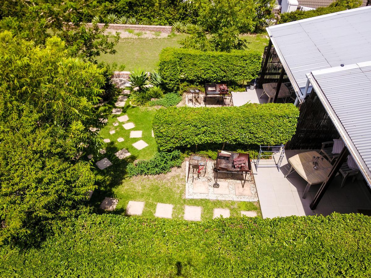 A Hilltop Country Retreat Lodge *